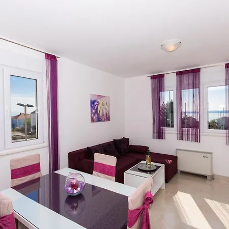 アパート Braco トロギール